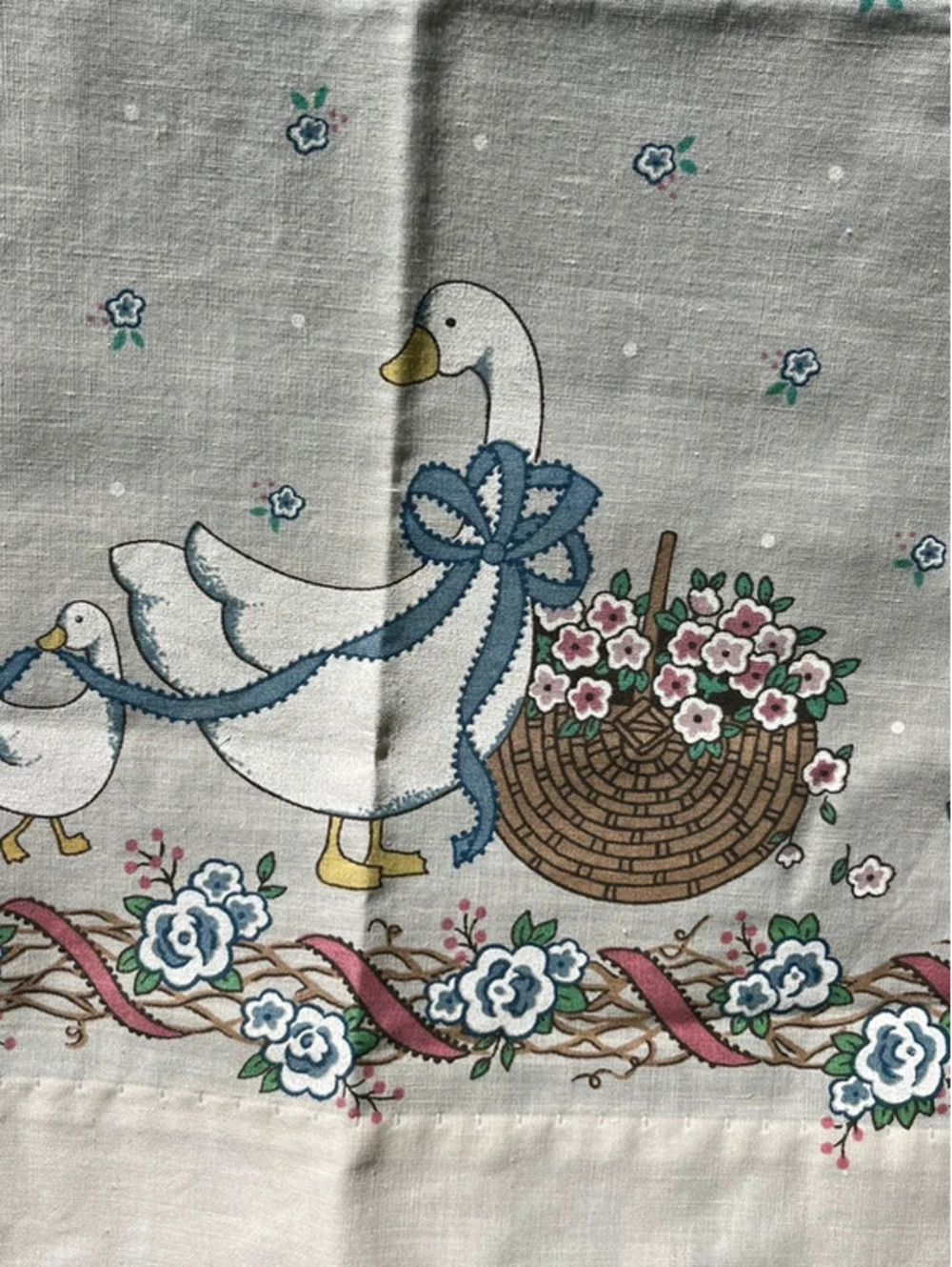 Vintage Cafe Curtain Four Panels 80s Geese Goose Mauve & Blue Ribbon Bow 27x 23"